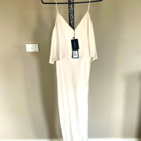 Scanlan Theodore Dresses & Skirts - Dress does not fit